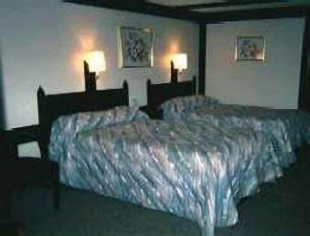 Imagen de la habitación del Hotel Knights Inn Somerset. Foto 8