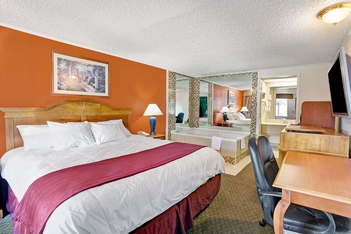 Imagen de la habitación del Hotel Knights Inn Sterling Heights. Foto 6
