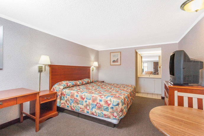 Imagen de la habitación del Hotel Knights Inn Toledo West. Foto 6