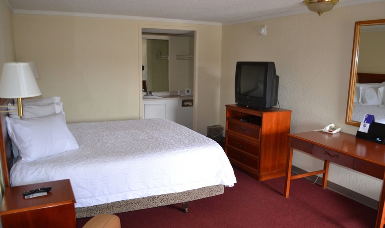 Imagen de la habitación del Hotel Knights Inn Toledo West. Foto 15