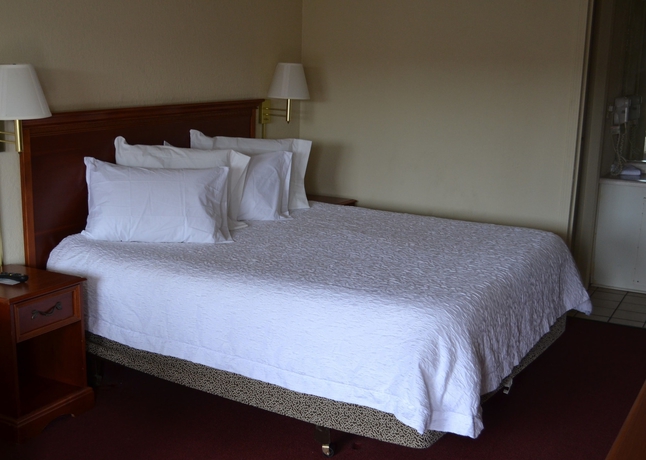 Imagen de la habitación del Hotel Knights Inn Toledo West. Foto 17