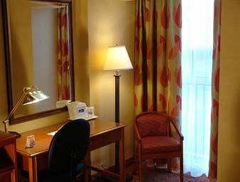 Imagen de la habitación del Hotel Knights Inn Toronto Scarborough. Foto 4