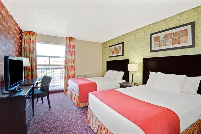 Imagen de la habitación del Hotel Knights Inn Toronto Scarborough. Foto 10