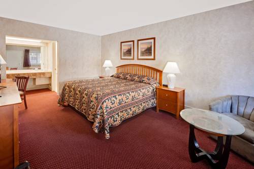 Imagen de la habitación del Hotel Knights Inn Traverse City. Foto 6