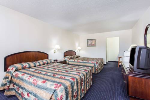 Imagen de la habitación del Hotel Knights Inn Virginia Beach At Lynnhaven Pkwy. Foto 6