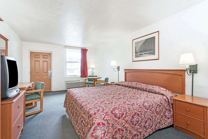 Imagen de la habitación del Hotel Knights Inn Wendover. Foto 7