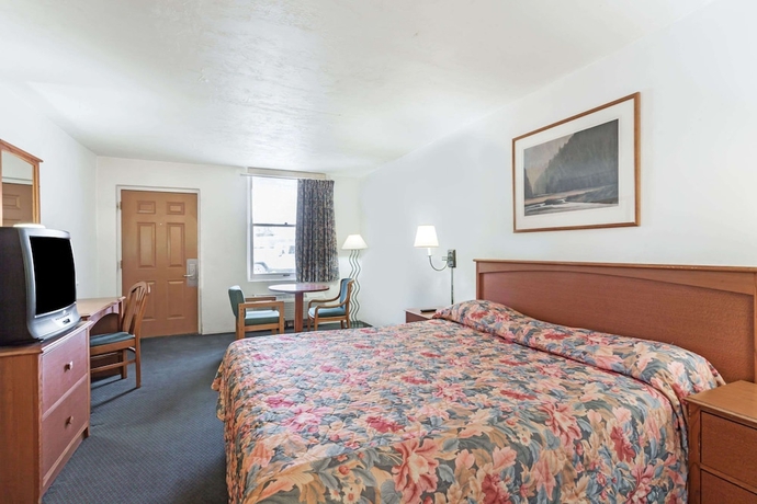Imagen de la habitación del Hotel Knights Inn Wendover. Foto 8
