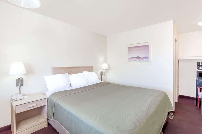 Imagen de la habitación del Hotel Knights Inn Yuma. Foto 3