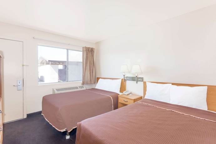 Imagen de la habitación del Hotel Knights Inn Yuma. Foto 6
