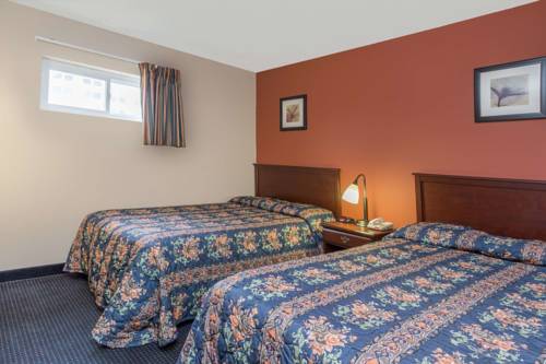 Imagen de la habitación del Hotel Knights Inn & Suites Virginia Beach. Foto 2