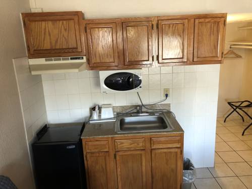 Imagen de la habitación del Hotel Knights Inn & Suites Virginia Beach. Foto 4