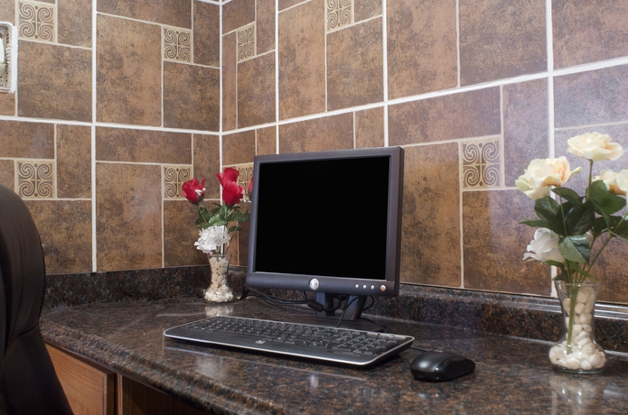 Imagen de los interiores del Hotel Knights Inn and Suites Emporia. Foto 11