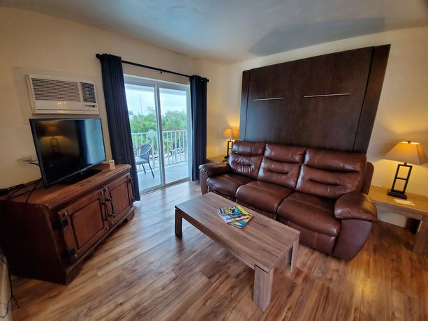 Imagen de la habitación del Hotel Knight\'s Key Suites. Foto 4