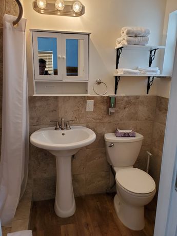 Imagen de la habitación del Hotel Knight\'s Key Suites. Foto 15