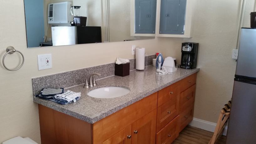 Imagen de la habitación del Hotel Knight\'s Key Suites. Foto 16