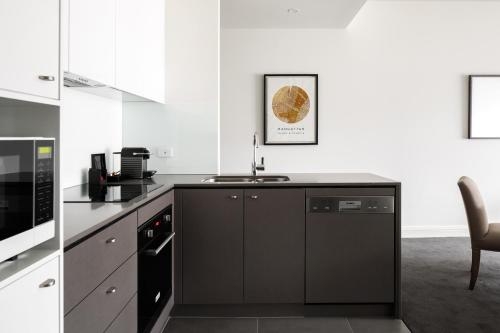 Imagen de la habitación del Hotel Knightsbridge Canberra. Foto 7