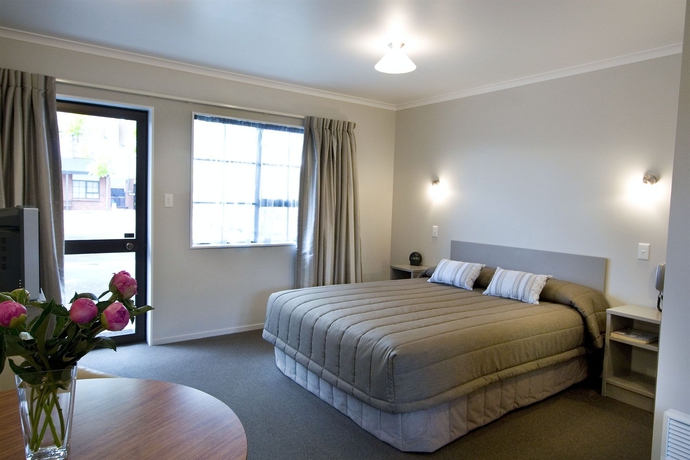 Imagen de la habitación del Hotel Knightsbridge Court Motor Lodge. Foto 3