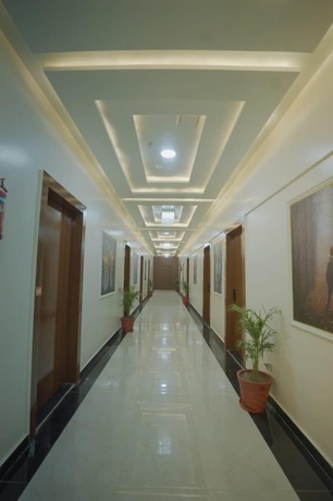 Imagen de los interiores del Hotel Knightz bridge. Foto 11