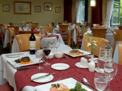 Imagen del bar/restaurante del Hotel Knock House. Foto 2