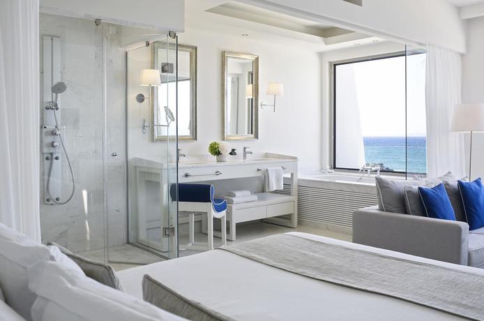 Imagen general del Hotel Knossos Beach Bungalows Suites Resort and Spa. Foto 1