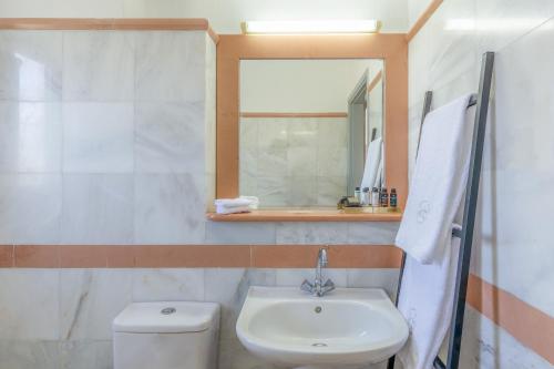 Imagen general del Hotel Knossos Beach Bungalows Suites Resort and Spa. Foto 7