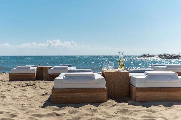 Imagen general del Hotel Knossos Beach Bungalows Suites Resort and Spa. Foto 12