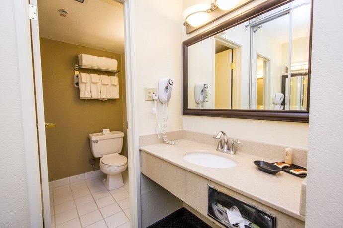 Imagen de la habitación del Hotel Knott's. Foto 7