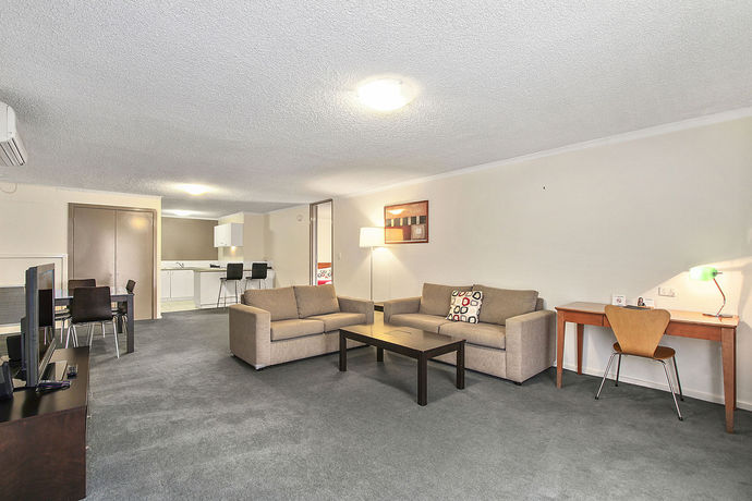 Imagen general del Hotel Knox International and Apartments. Foto 1
