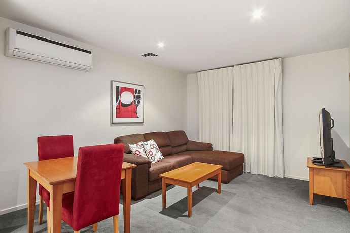 Imagen de la habitación del Hotel Knox International and Apartments. Foto 2