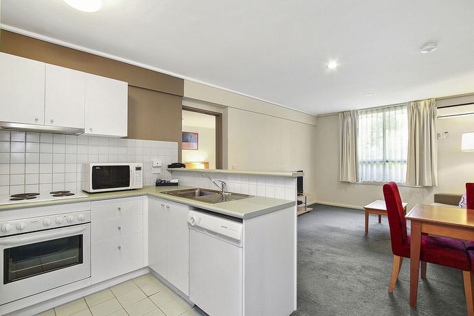 Imagen de los interiores del Hotel Knox International and Apartments. Foto 16