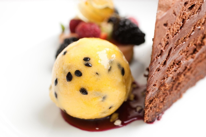 Imagen del bar/restaurante del Hotel Knudsens Gaard. Foto 5