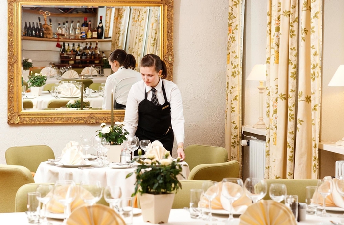 Imagen del bar/restaurante del Hotel Knudsens Gaard. Foto 8