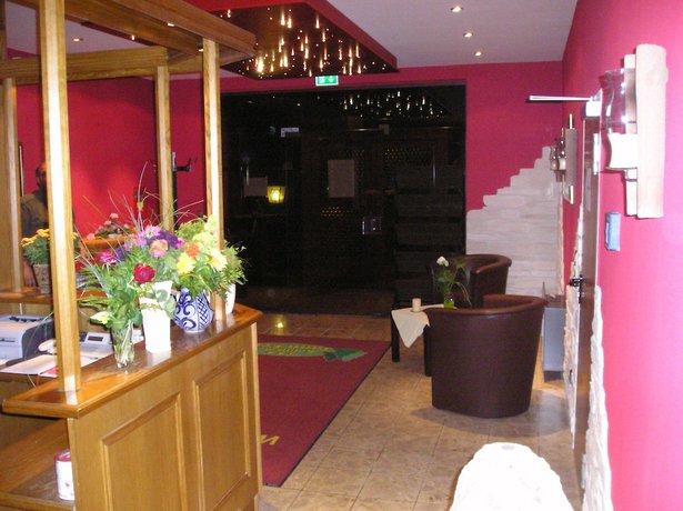 Imagen de los interiores del Hotel Kn&uuml;llhotel Tann-Eck. Foto 18