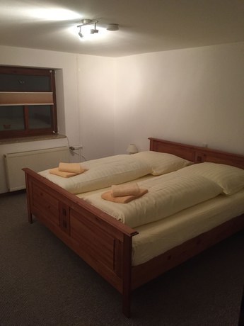 Imagen de la habitación del Hotel Kn&uuml;llhotel Tann-Eck. Foto 7