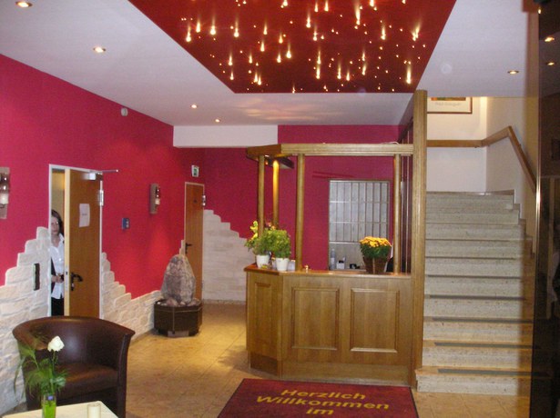 Imagen de los interiores del Hotel Kn&uuml;llhotel Tann-Eck. Foto 20