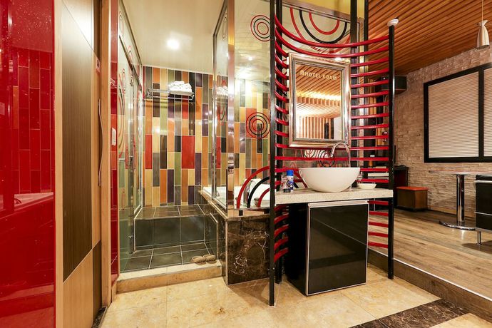 Imagen de la habitación del Hotel Koam Tourist. Foto 10