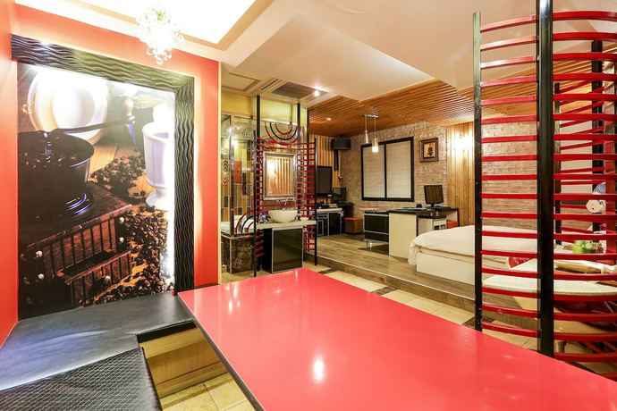 Imagen de la habitación del Hotel Koam Tourist. Foto 11