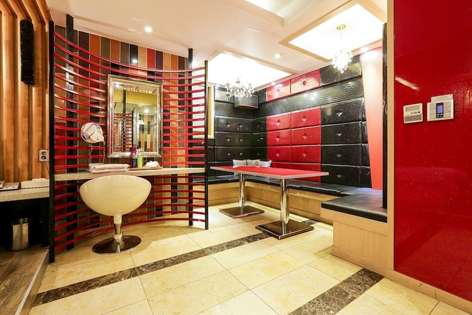 Imagen de la habitación del Hotel Koam Tourist. Foto 18