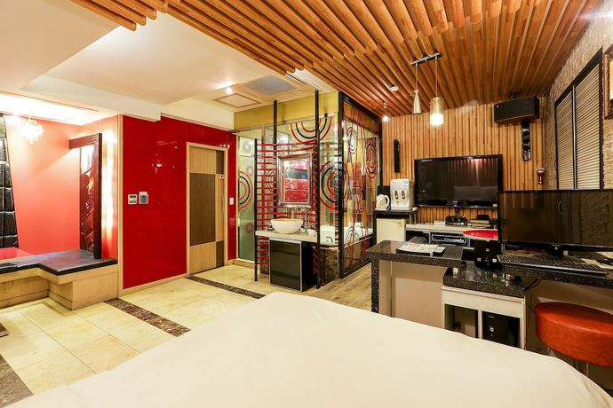 Imagen de la habitación del Hotel Koam Tourist. Foto 19