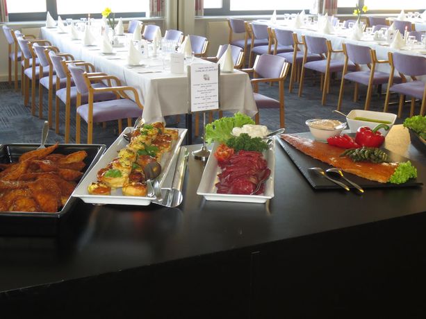 Imagen del bar/restaurante del Hotel Kob&aelig;k Strand. Foto 3