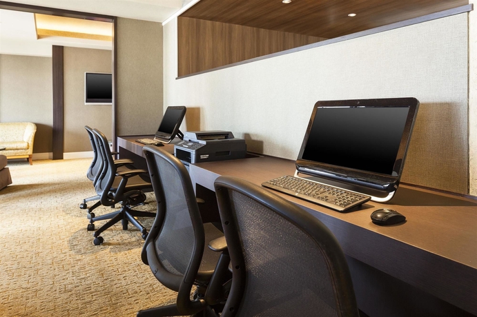 Imagen del bar/restaurante del Hotel Kobe Bay Sheraton and Towers. Foto 8