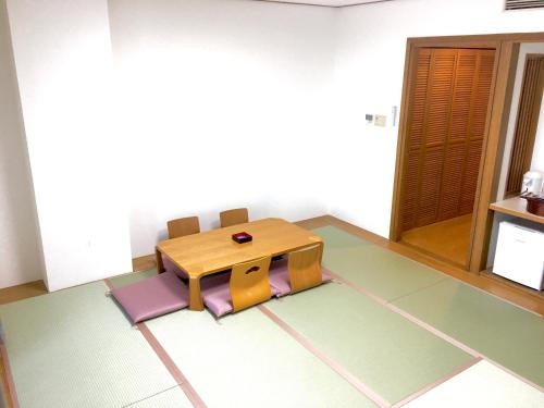 Imagen de la habitación del Hotel Kobe Fruit Flower. Foto 7