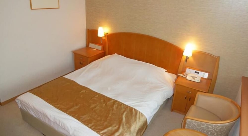 Imagen de la habitación del Hotel Kobe Luminous. Foto 2