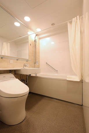 Imagen de la habitación del Hotel Kobe Luminous Sannomiya. Foto 3
