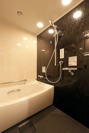 Imagen de la habitación del Hotel Kobe Luminous Sannomiya. Foto 13