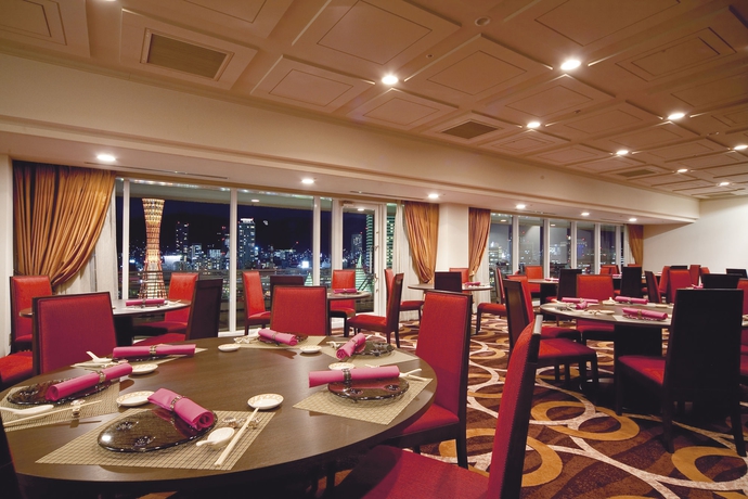Imagen del bar/restaurante del Hotel Kobe Merikenpark Oriental. Foto 3