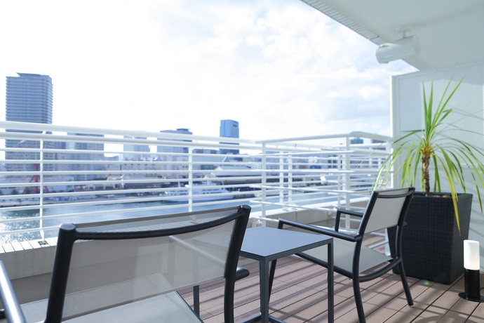 Imagen de los exteriores del Hotel Kobe Merikenpark Oriental. Foto 15