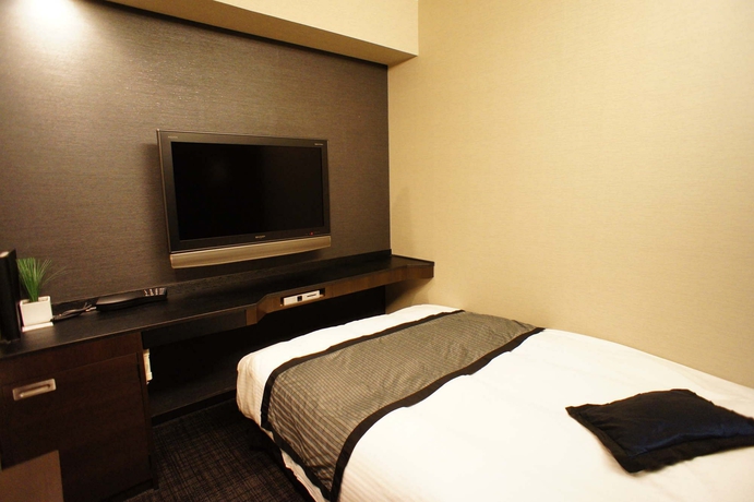 Imagen de la habitación del Hotel Kobe Plaza. Foto 8