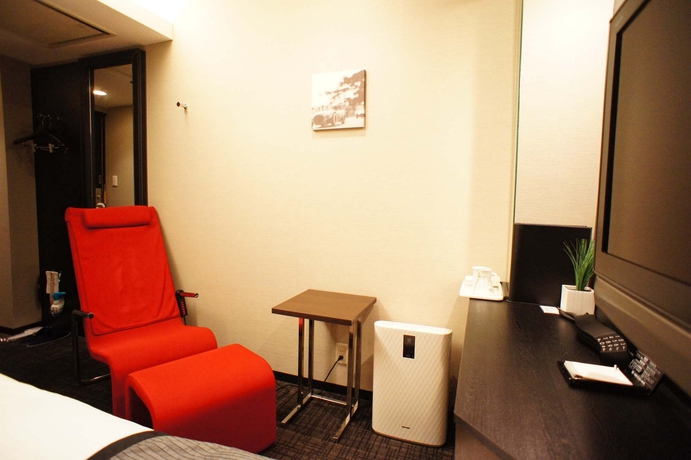 Imagen de la habitación del Hotel Kobe Plaza. Foto 9