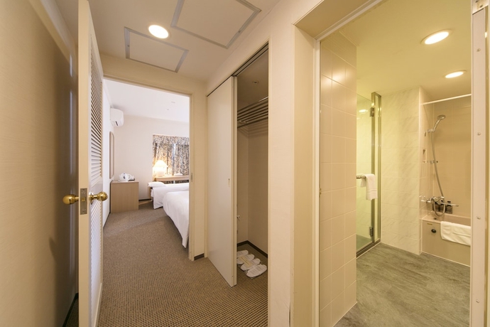 Imagen de la habitación del Hotel Kobe Seishin Oriental. Foto 4